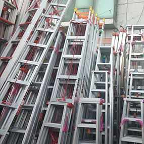 鋁合金梯、鐵梯、木梯等各種工程用梯